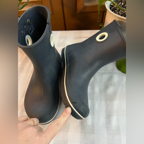 Crocs Jaunt Shorty Pull On Rain Boots Navy Blue Wellies Women's Size 7 - Picture 5 of 7